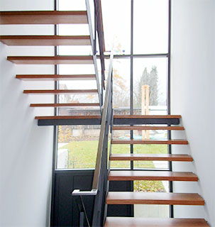 Frei schwebende Treppe